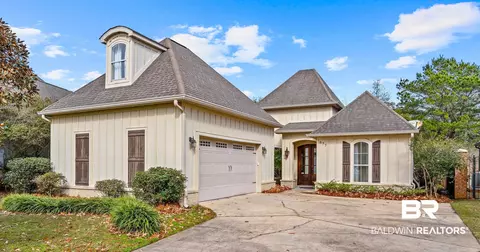 677 Norman Ln, Fairhope, AL 36532