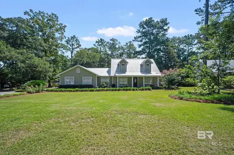 1502 Bradley Ave, Bay Minette, AL 36507