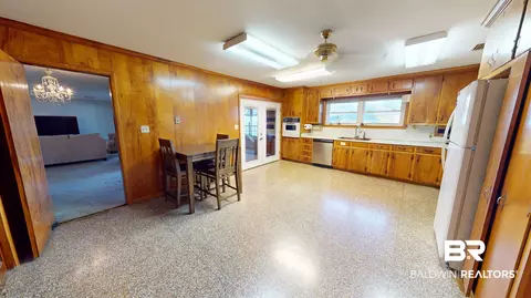 3904 S Ashley Dr, Mobile, AL 36608 photo 7