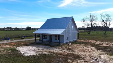 27604 Krehling Rd, Elberta, AL 36530