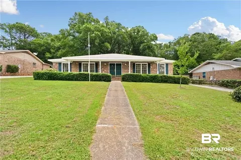 2493 Royal Carriage Dr, Mobile, AL 36695