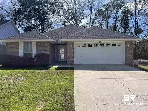 8020 S Deerwood Dr, Daphne, AL 36526