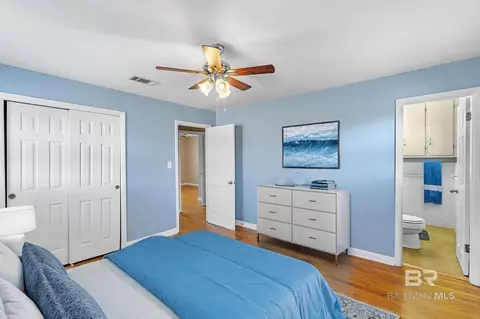 Bedroom - 42 Ridgeview Dr, Chickasaw, AL 36611 photo 1 of 4