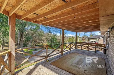 Exterior - 42 Ridgeview Dr, Chickasaw, AL 36611 photo 3 of 4