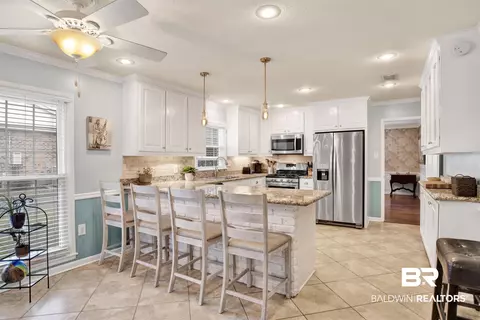 4159 Spring Valley Dr, Mobile, AL 36693 photo 2