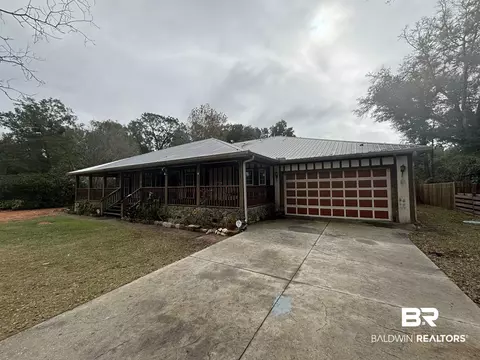 19020 Stout Ln, Gulf Shores, AL 36542