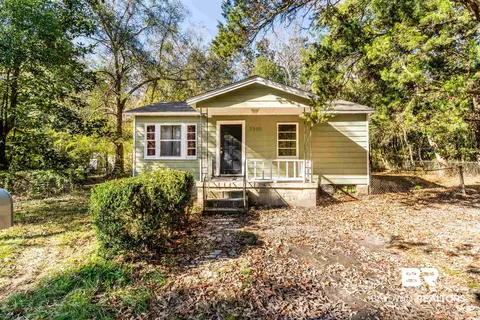 3900 Brookmont Dr, Mobile, AL 36605