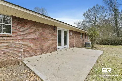 210 E Cypress St, Atmore, AL 36502 photo 10