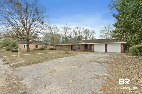 210 E Cypress St, Atmore, AL 36502 photo 12