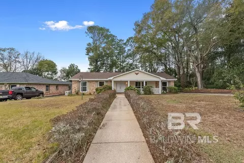 554 Stuart St, Daphne, AL 36526 photo 2