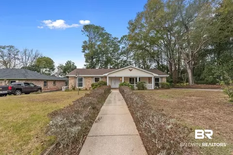 554 Stuart St, Daphne, AL 36526 photo 2