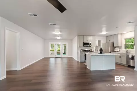 554 Stuart St, Daphne, AL 36526 photo 32