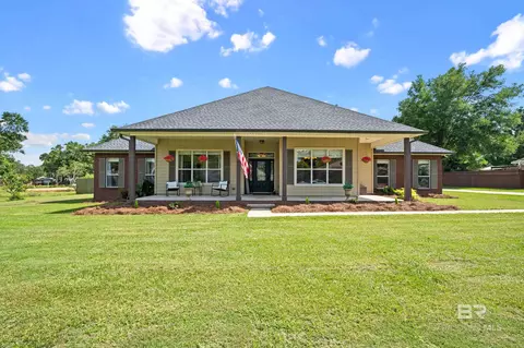33140 N Pickens Ave, Lillian, AL 36549