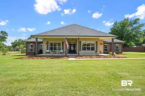 33140 N Pickens Ave, Lillian, AL 36549
