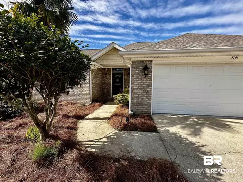 5761 Shady Woods Ct, Gulf Shores, AL 36542