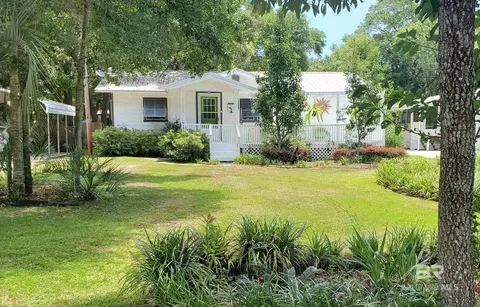 2368 Wallace Ln, Gulf Shores, AL 36542
