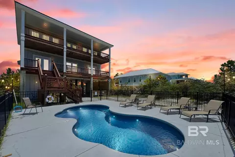 6710 Driftwood Dr, Gulf Shores, AL 36542
