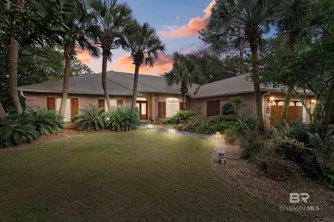 9370 Neumann Dr, Elberta, AL 36530