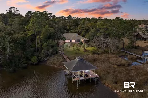 9370 Neumann Dr, Elberta, AL 36530 photo 2