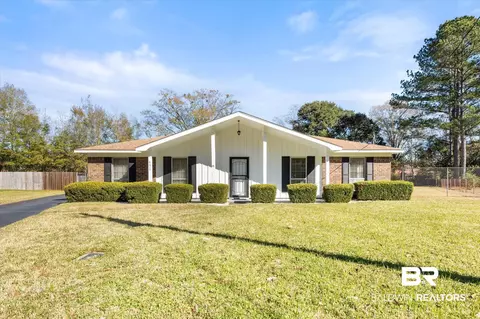 6620 David Ct, Theodore, AL 36582