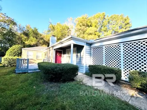 12 Stonebridge Ct, Mobile, AL 36608