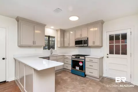 2460 Lilac Ave, Mobile, AL 36606 photo 8