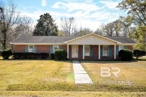404 E Pine St, Atmore, AL 36502