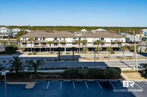 372 E Beach Blvd #5, Gulf Shores, AL 36542