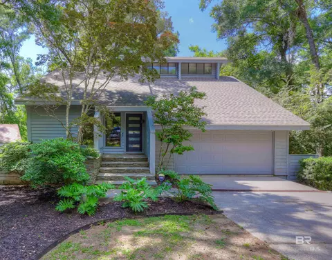 22851 Clearwater Cir, Fairhope, AL 36532