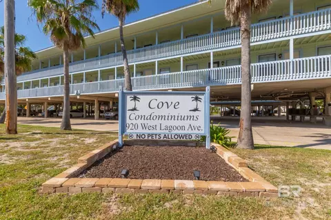 920 W Lagoon Ave #B102, Gulf Shores, AL 36542