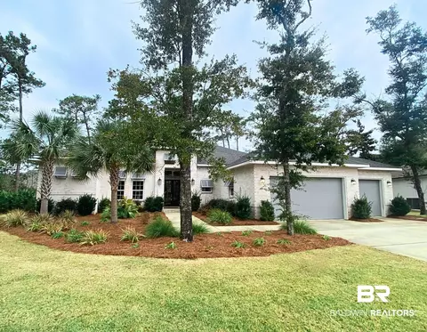 41 Haven Dr, Gulf Shores, AL 36542