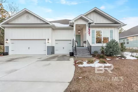 1261 Holland St, Gulf Shores, AL 36542