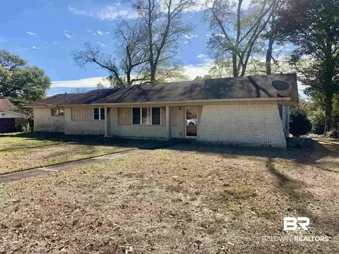 5467 Racine Ave, Mobile, AL 36618