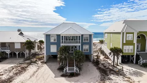 6290 Sawgrass Dr, Gulf Shores, AL 36542