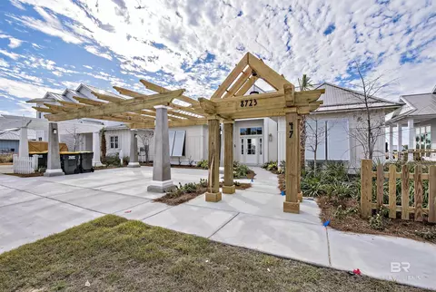 8723 Jamestown Ct, Gulf Shores, AL 36542