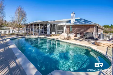 32832 Lantana Ln, Lillian, AL 36549