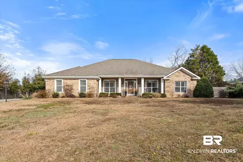 9282 Autumn Leaf Dr, Mobile, AL 36695