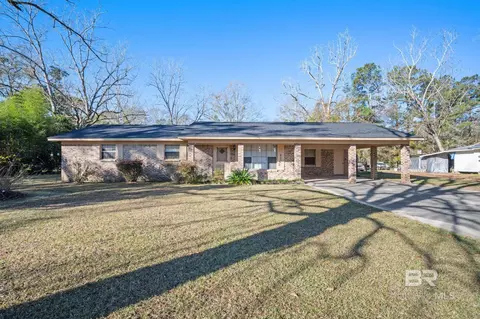 716 S White Ave, Bay Minette, AL 36507