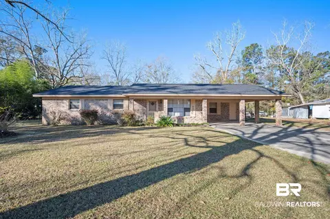 716 S White Ave, Bay Minette, AL 36507