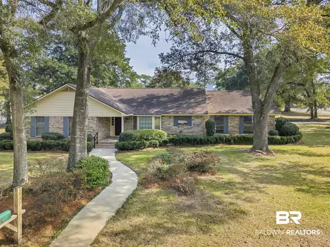 502 Cedar Cir, Daphne, AL 36526