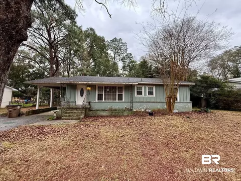 4273 Vega Dr, Mobile, AL 36693