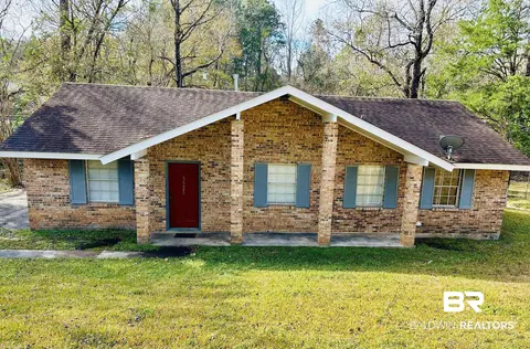 5925 Dixie Ln, Mobile, AL 36693