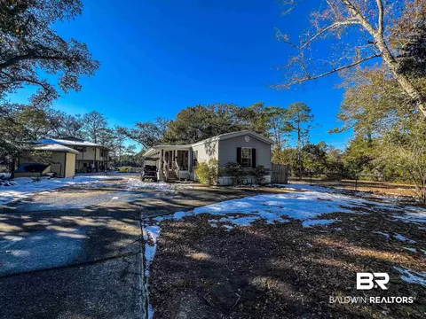 9492 Brighton Ave, Elberta, AL 36530 photo 2
