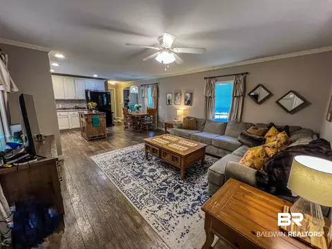 9492 Brighton Ave, Elberta, AL 36530 photo 3