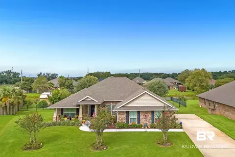 2033 Bourbon St, Foley, AL 36535