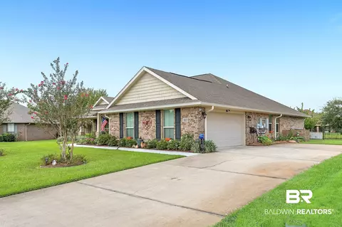 2033 Bourbon St, Foley, AL 36535 photo 9