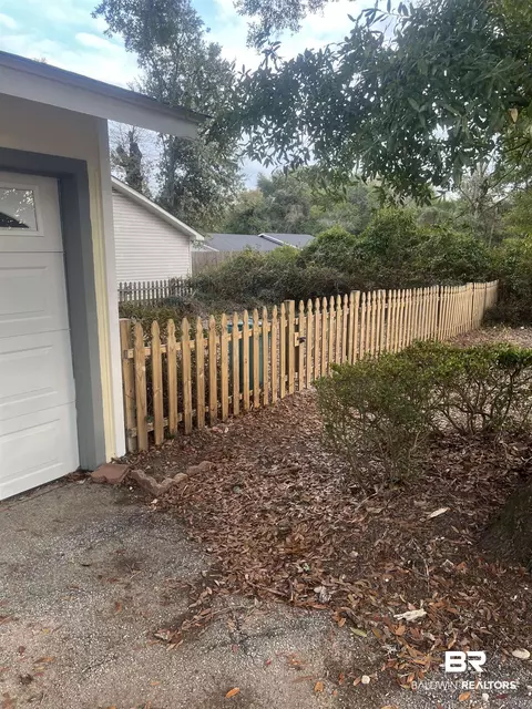 151 East Dr, Mobile, AL 36608 photo 9