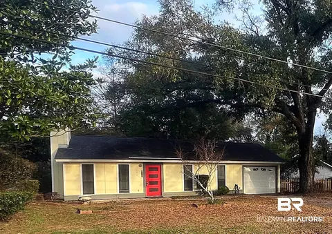 151 East Dr, Mobile, AL 36608