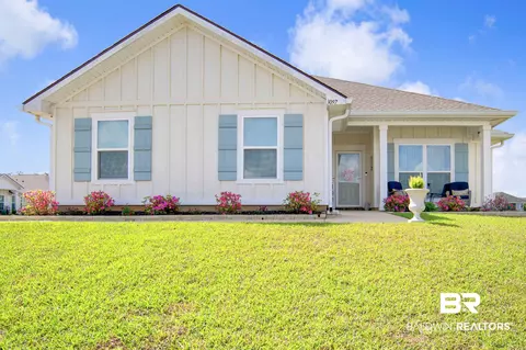 3097 Ingrid Ln, Foley, AL 36535