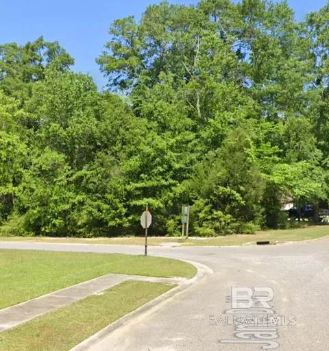 13 Mary Jane Dr, Bay Minette, AL 36507